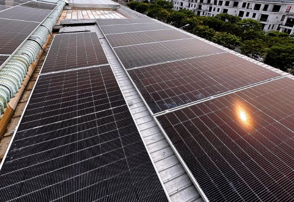 Dự án điện mặt trời hybrid có lưu trữ Công ty GotecQ Việt Nam Đà Nẵng