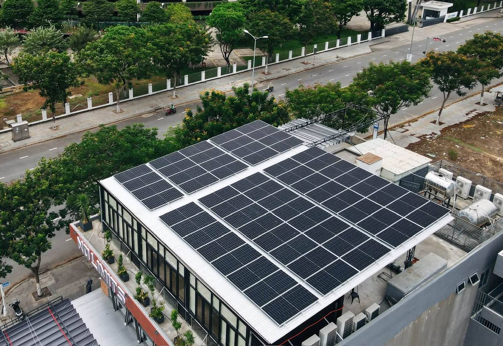 Dự án điện mặt trời áp mái 37.2kWp hòa lưới bám tải phòng gym Nolimit Đà Nẵng